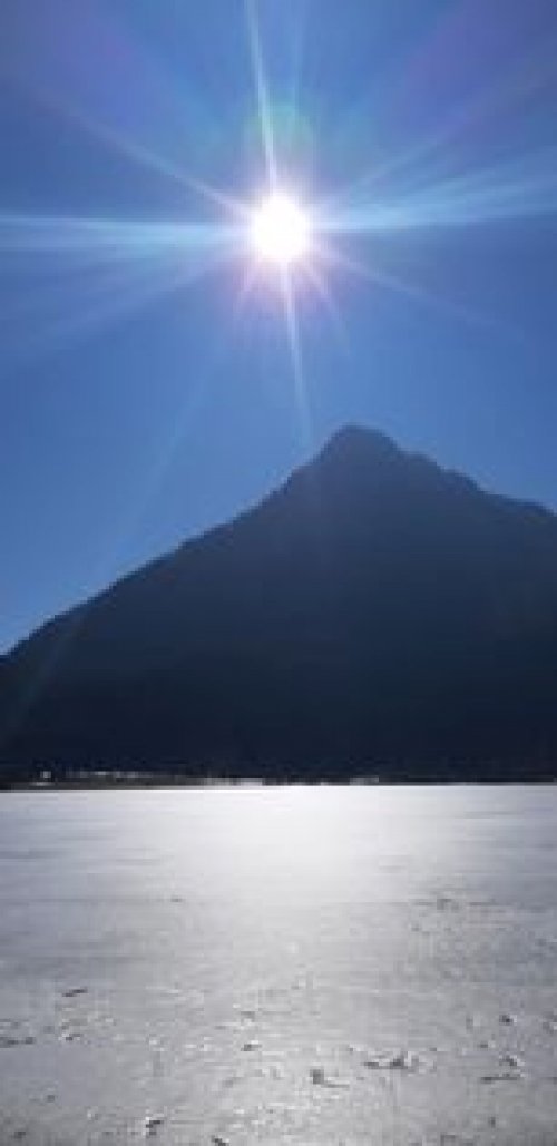 Der Winter 2020 / 2021 war  für unsere Osttiroler ein extremer Winter mit enormen Neuschneemengen , hier gibts nun Bilder querbeet durch Nordtirol , Osttirol und Südtirol !  