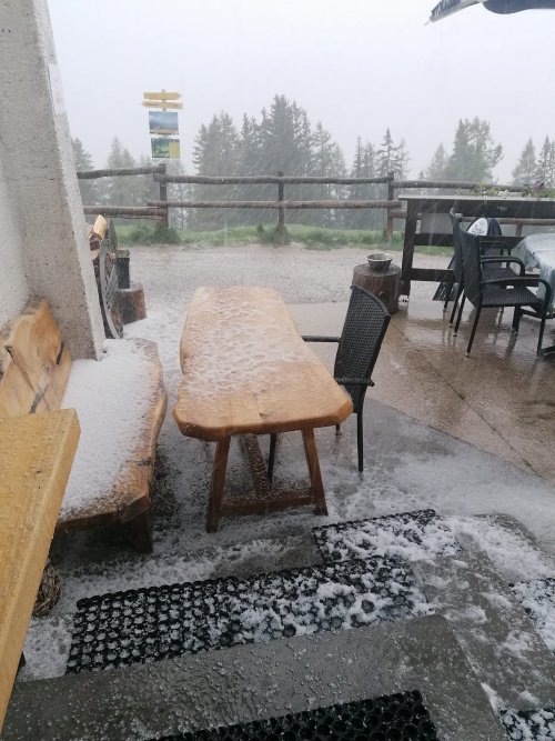 Unwetter über Tirol